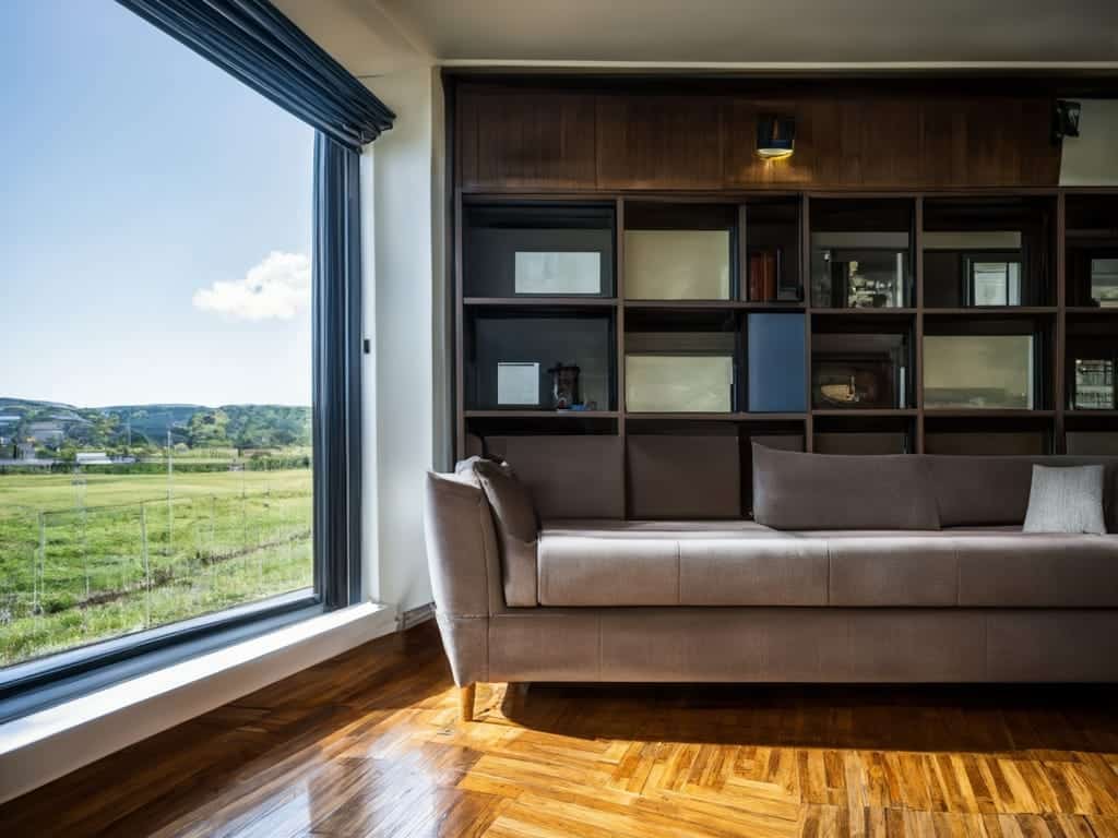 10 Inspiring Tiny House Interiors That Maximize Every Square Foot