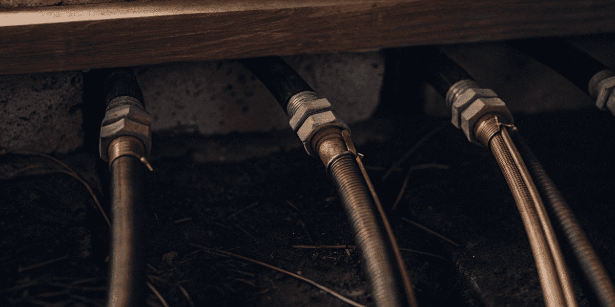 E3fbc7e2c06e49568e52c2f59a61e055 PEX pipes used in tiny house plumbing